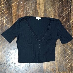 RIHOAS Black Lace-Trim Button Crop Top